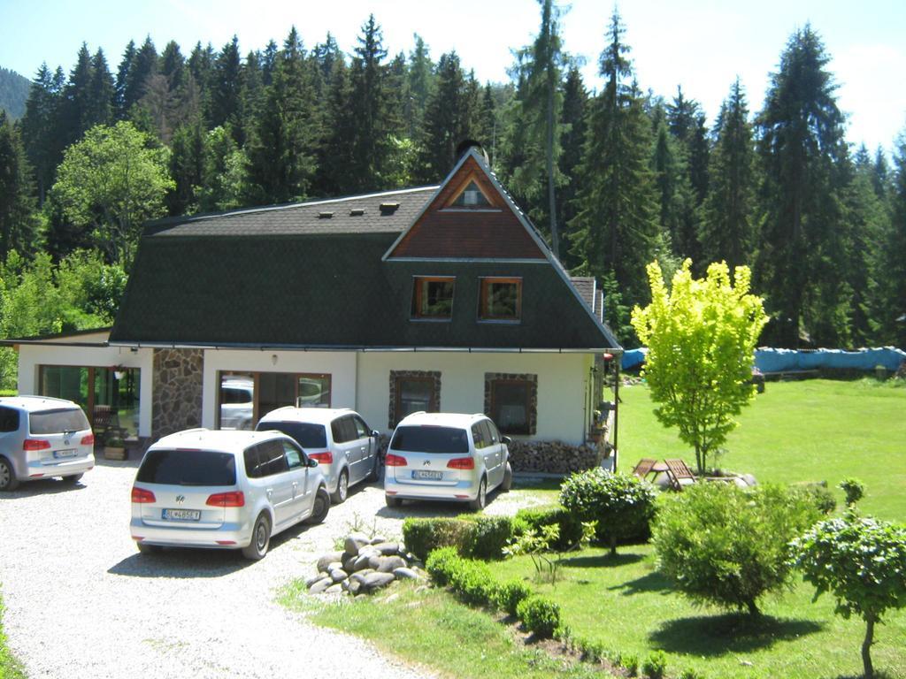 Penzion pod Dobákom Lazisko Exterior foto